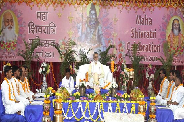 Shri Mahashivratri celebration organised at Gurudev Brahmanad Saraswati Ashram Bhopal