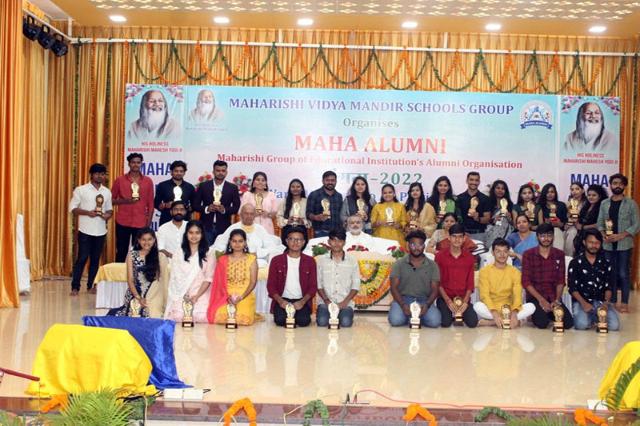 Maharishi Shiksha Sansthan of Bhopal was organised Maha Alumni Assembly